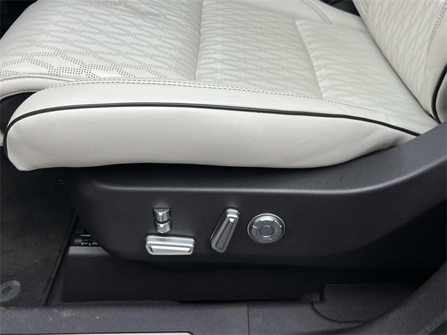 Used 2024 Lincoln Nautilus Black Label w/ Jet Appearance Package (87T) image 30