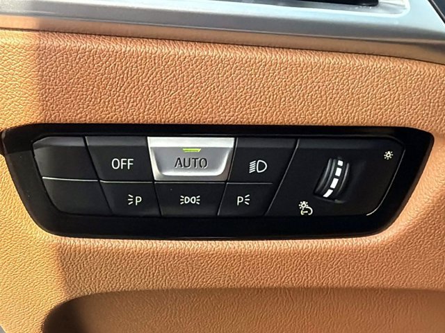 Used 2026 BMW i4 xDrive40i AWD/4WD image 29