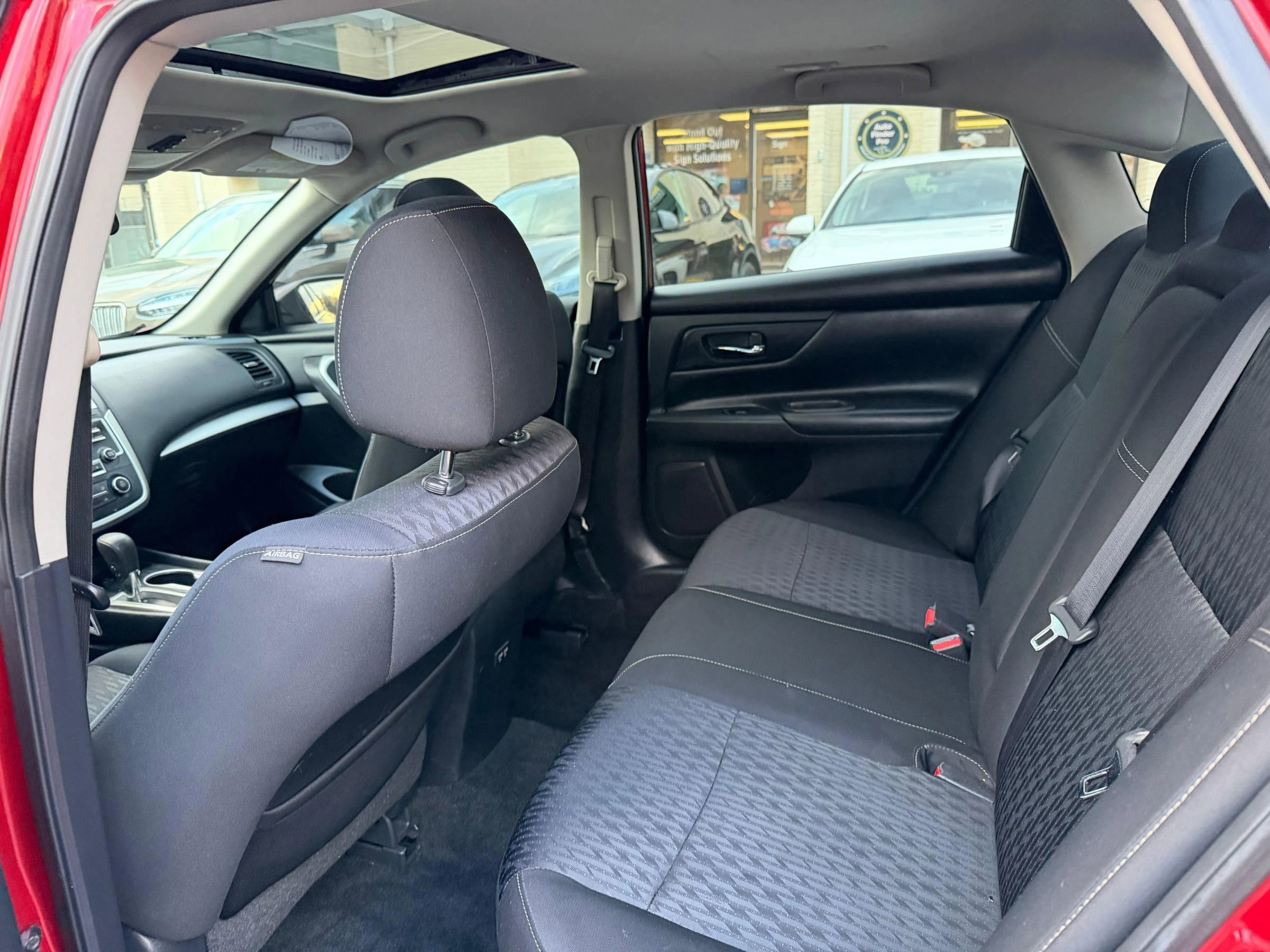 Used 2018 Nissan Altima 2.5 S w/ S Convenience Package image 10