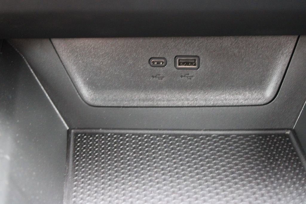 New 2026 Chevrolet Equinox RS FWD image 40