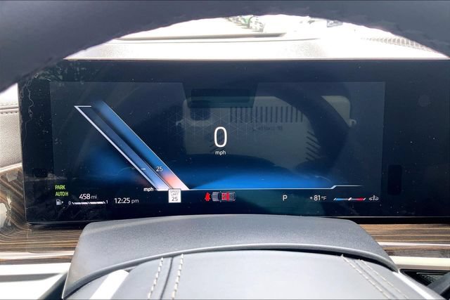 Used 2025 BMW X7 xDrive40i w/ Executive Package AWD/4WD image 22