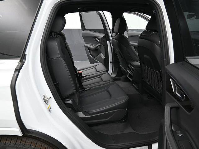 New 2026 Audi Q7 3.0T Prestige image 13