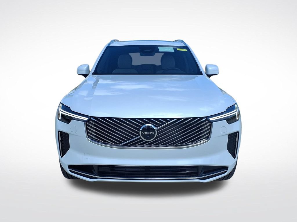 New 2026 Volvo XC90 T8 Plus w/ Protection Package Premier AWD/4WD image 2