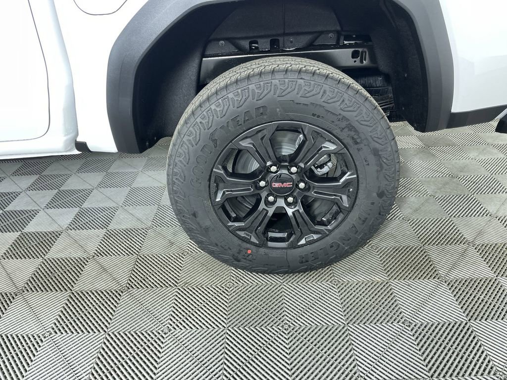 Used 2025 GMC Canyon Elevation RWD image 33