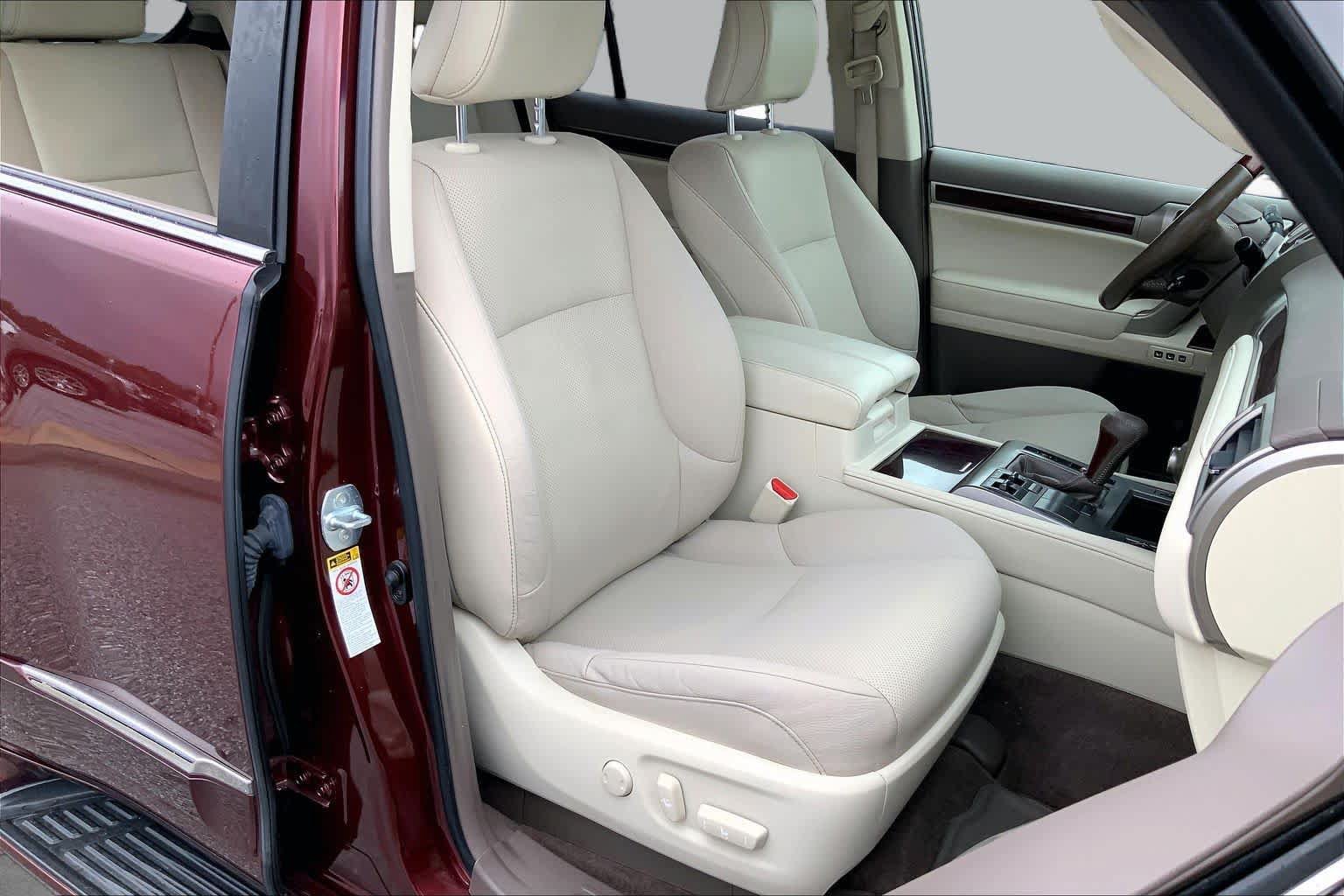Used 2016 Lexus GX 460 w/ Premium Package AWD/4WD image 9