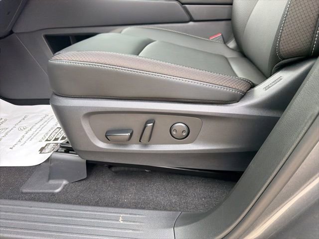 New 2026 Nissan Pathfinder SL image 10