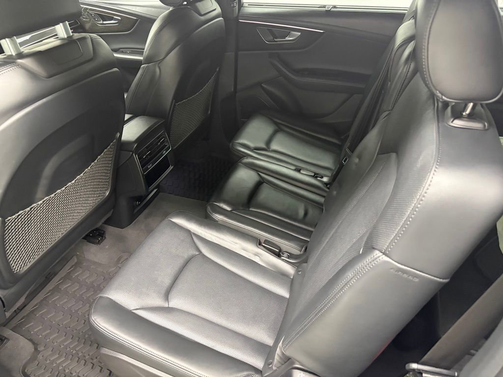 Used 2023 Audi Q7 3.0T Prestige w/ Prestige Package image 31