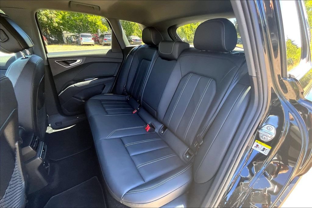 Used 2022 Audi Q4 e-tron Premium Plus AWD/4WD image 21