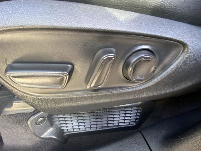 Certified 2025 Toyota Sienna XSE w/ XSE Plus Package image 12