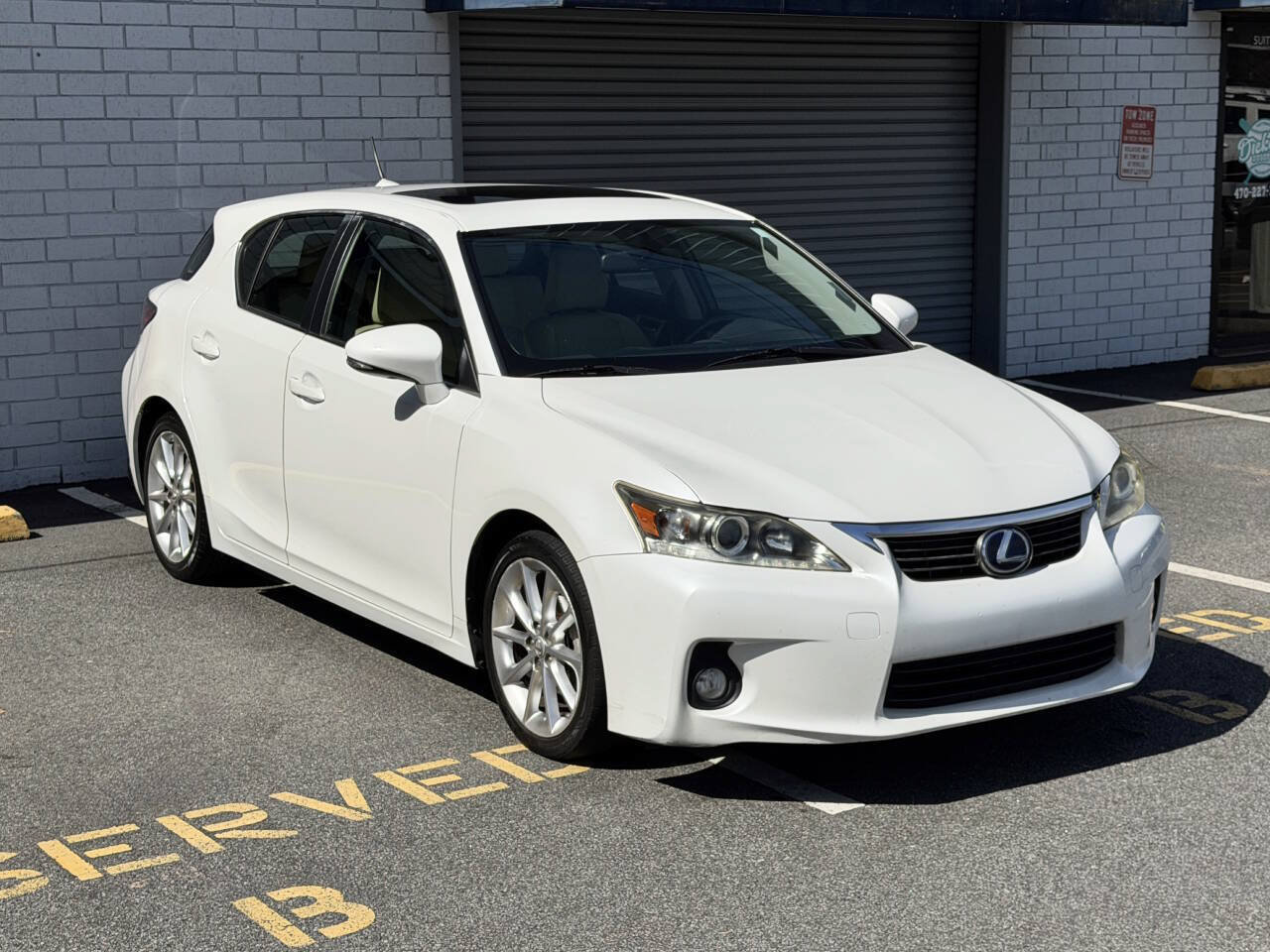 Used 2012 Lexus CT 200h Premium FWD image 3