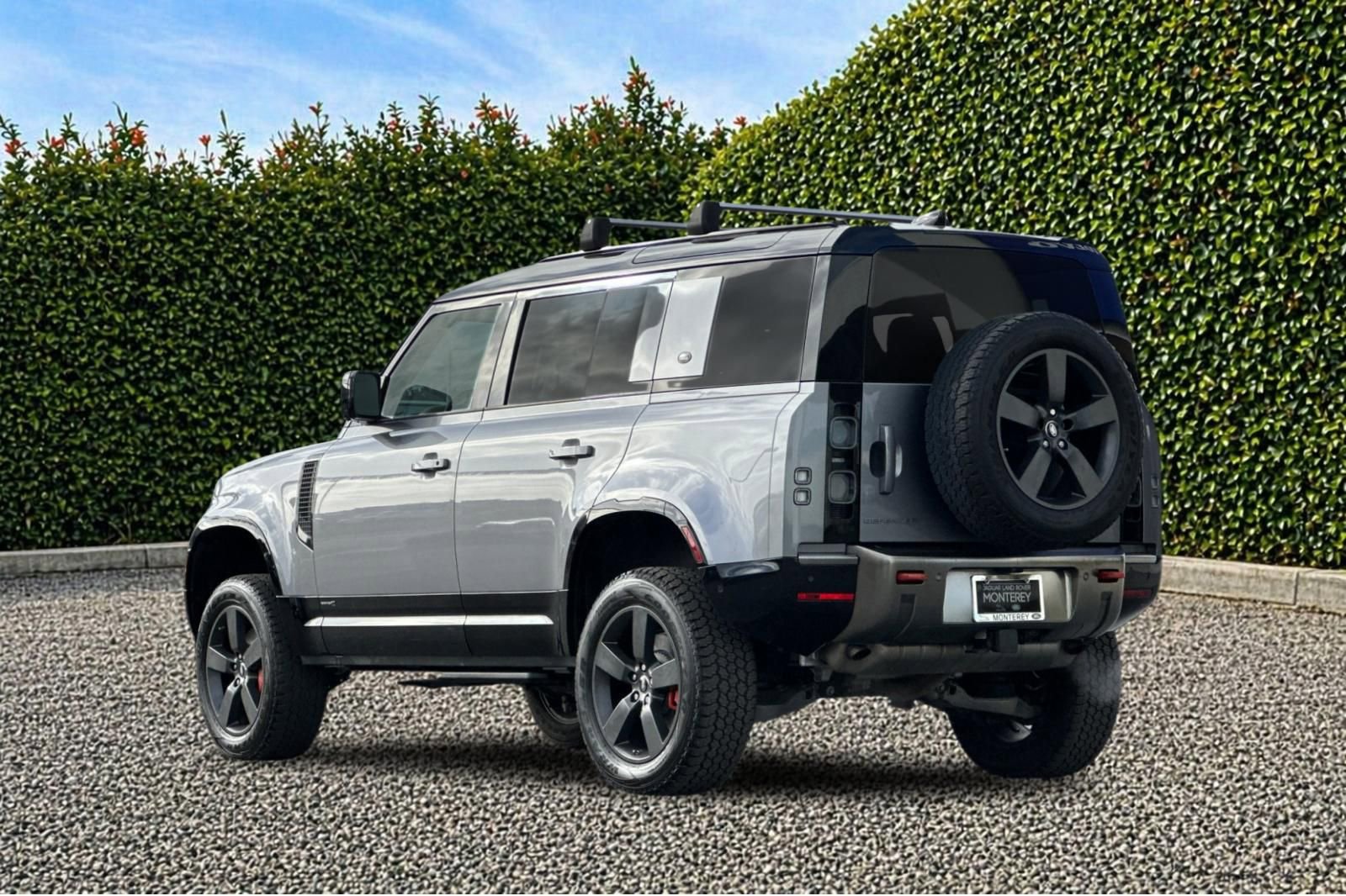 Used 2020 Land Rover Defender 110 X AWD/4WD image 6