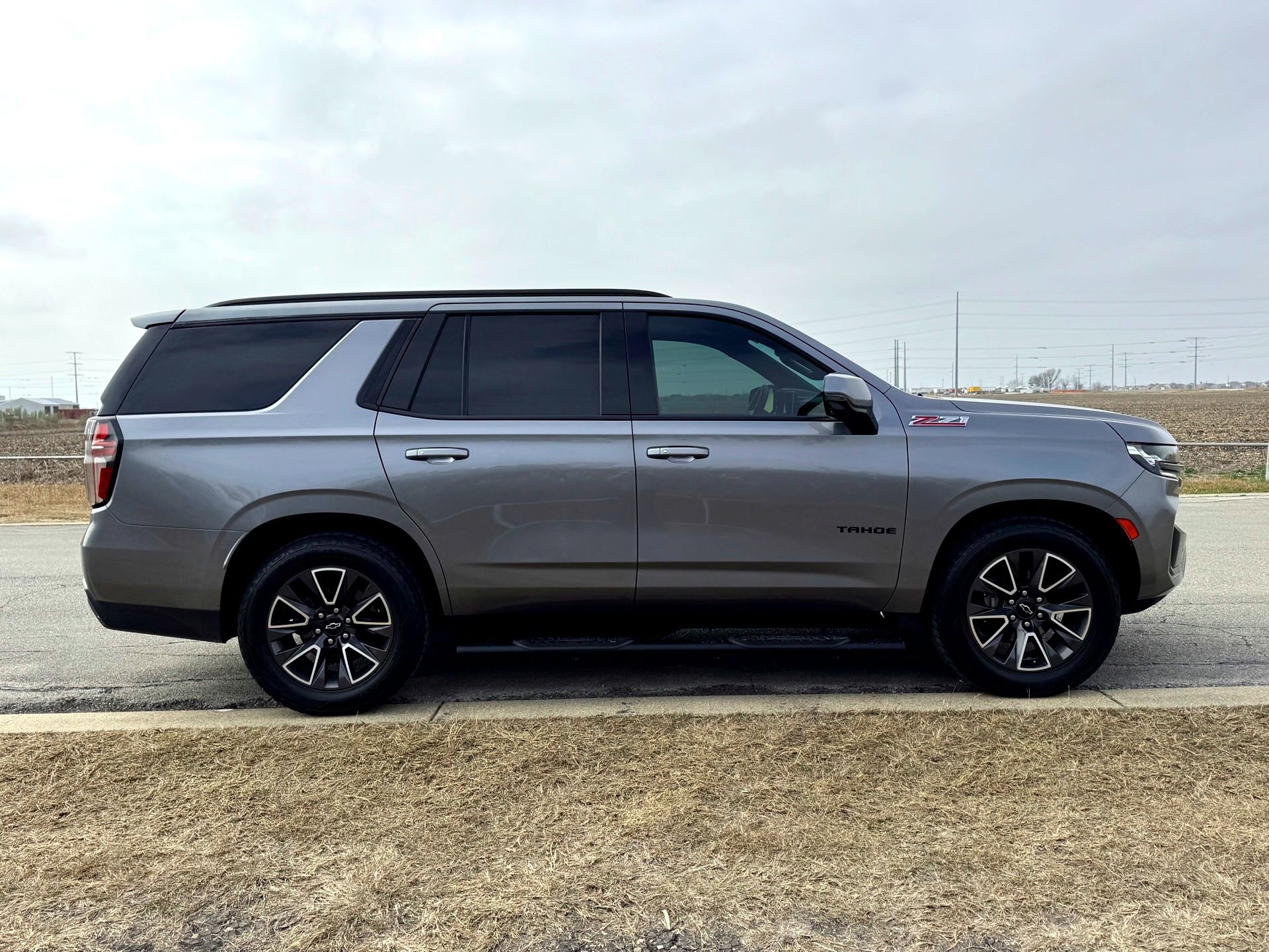 Used 2021 Chevrolet Tahoe Z71 w/ Z71 Off-Road Package image 5
