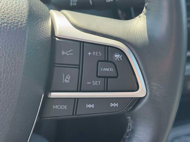 Used 2023 Toyota Highlander XSE AWD/4WD image 28