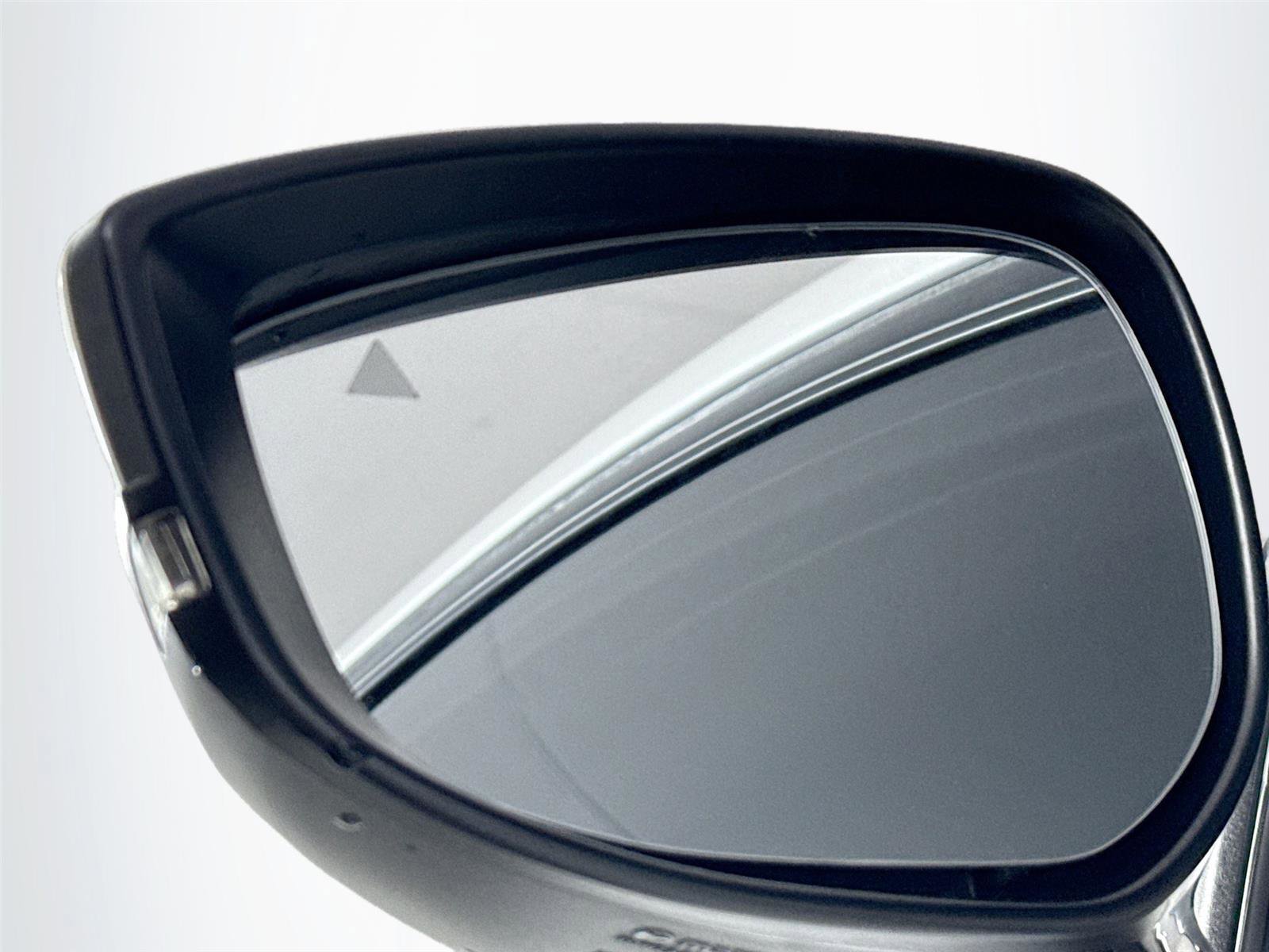 Used 2019 MAZDA MAZDA3 Hatchback image 5