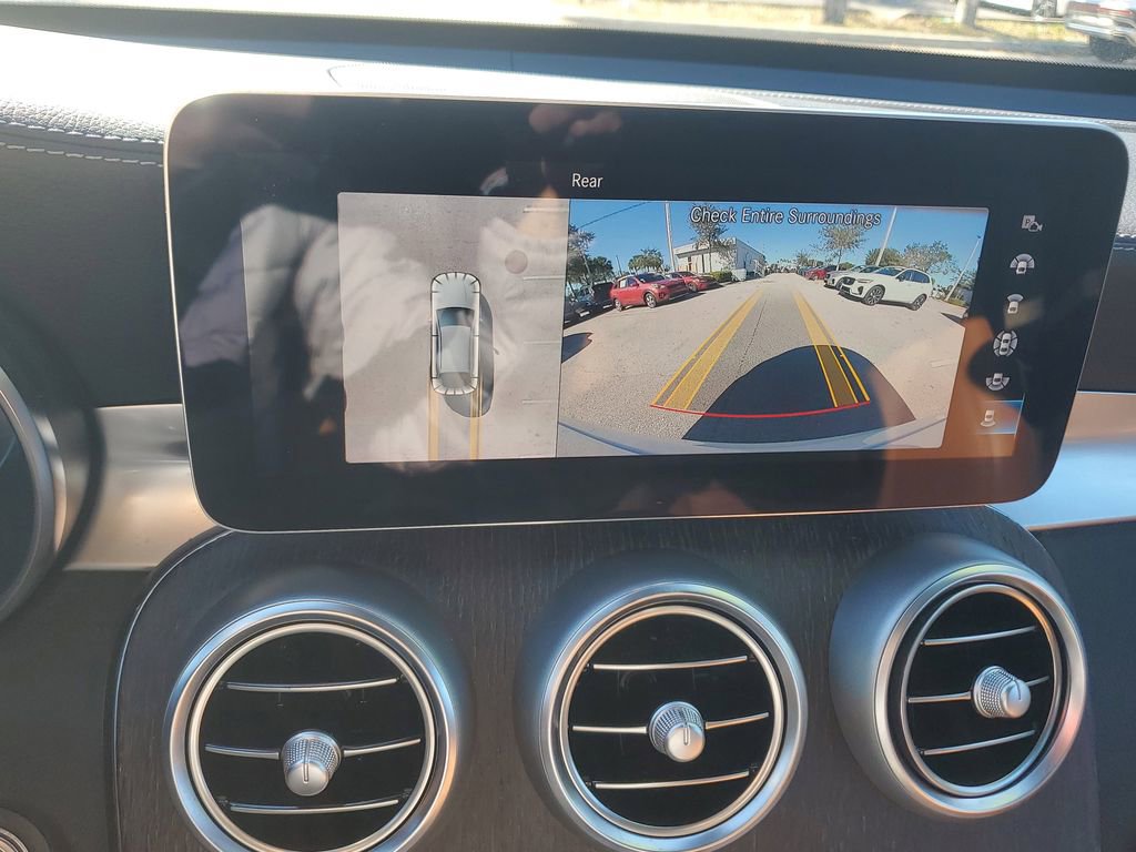 Used 2022 Mercedes-Benz GLC 300 4MATIC Coupe image 28