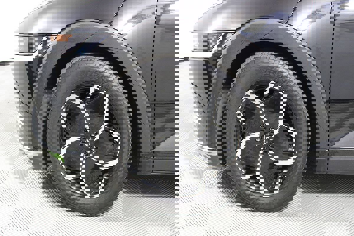 Used 2023 Hyundai Ioniq 5 SE image 33