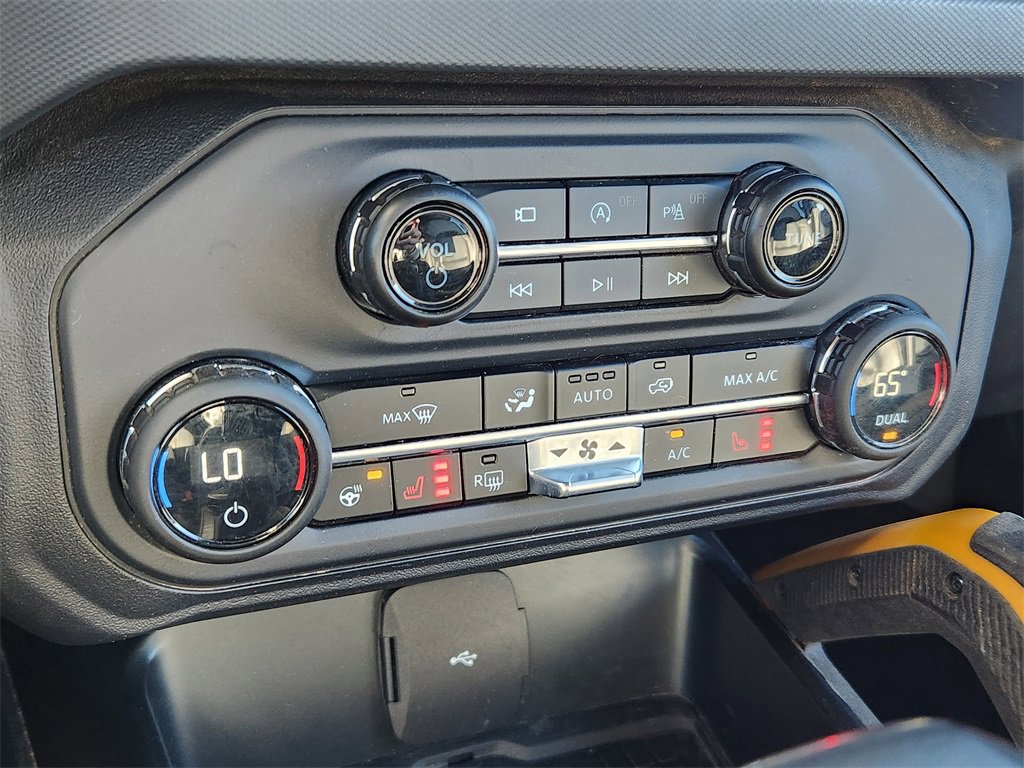 Used 2024 Ford Bronco Badlands image 19
