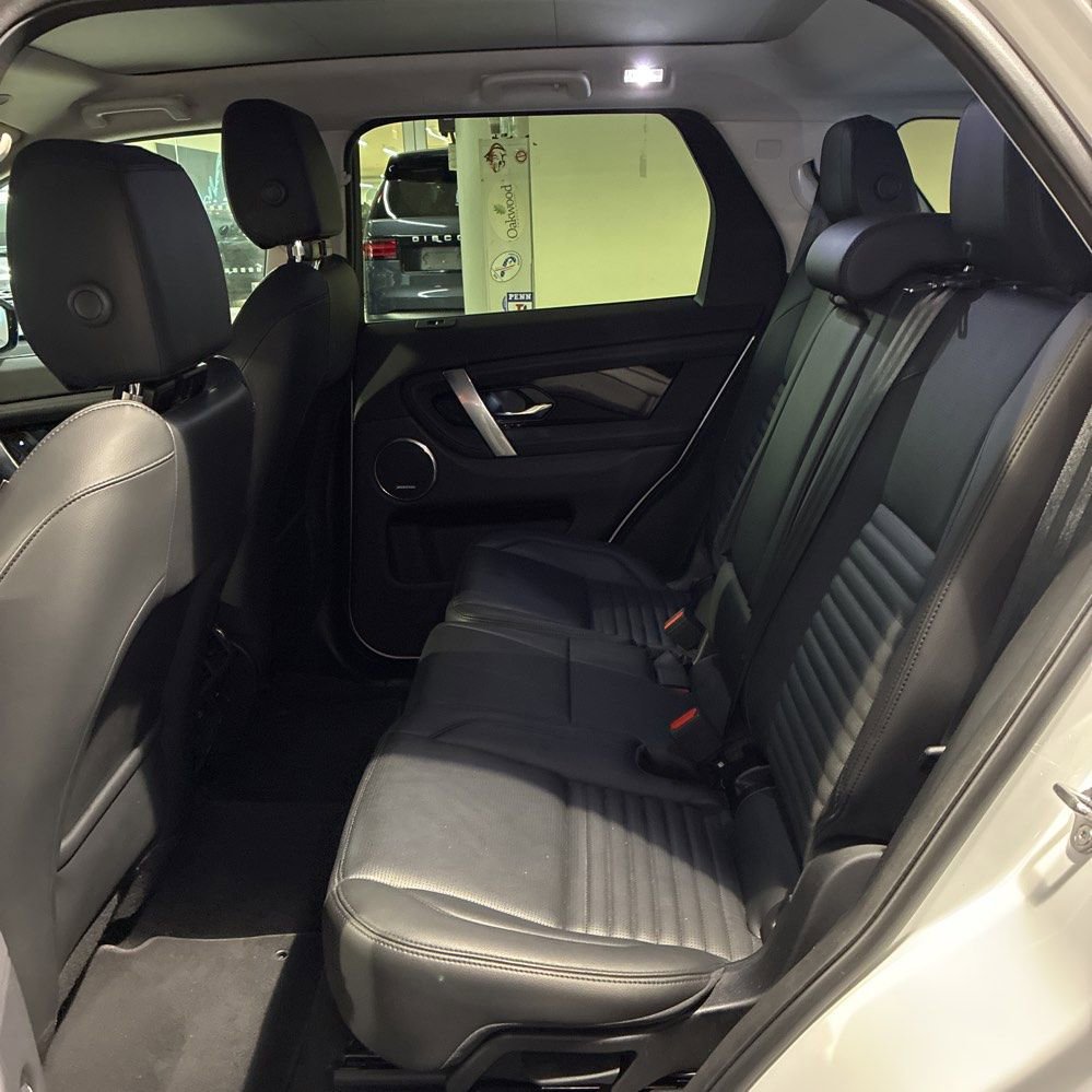 Used 2024 Land Rover Discovery Sport S image 11