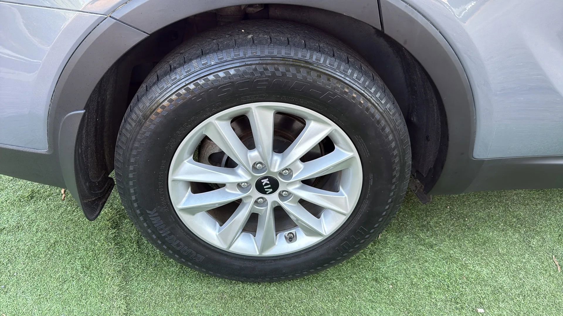 Used 2020 Kia Sorento LX AWD/4WD image 44