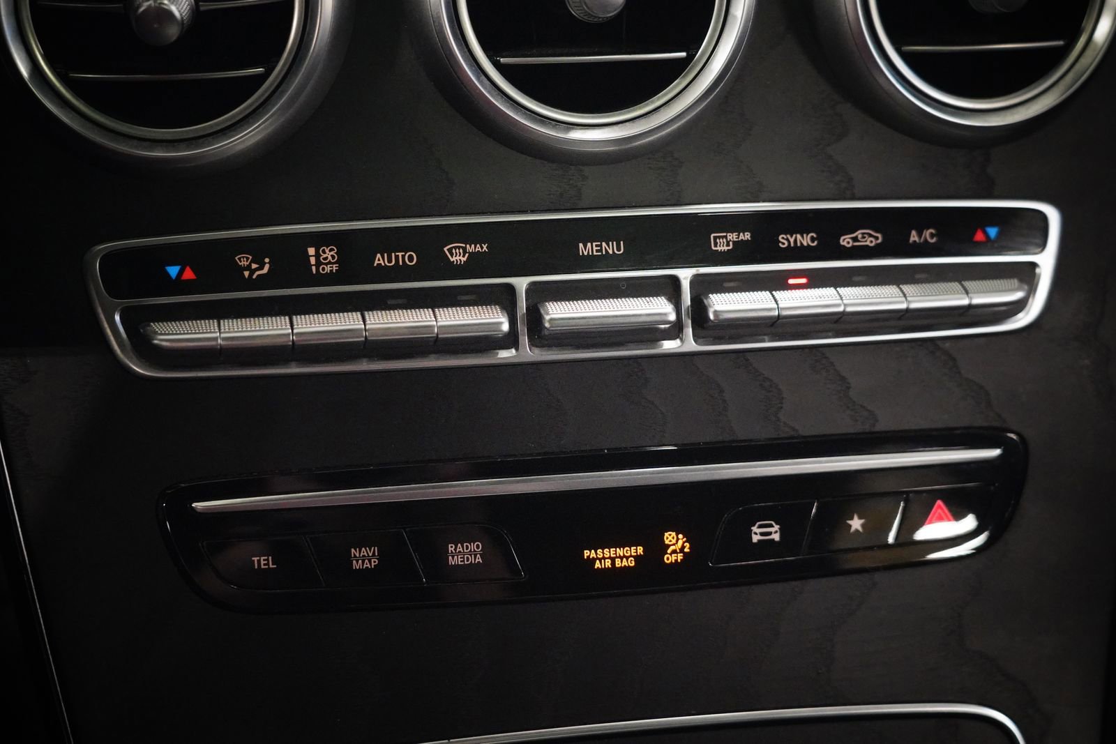 Certified 2022 Mercedes-Benz GLC 300 4MATIC Coupe image 25