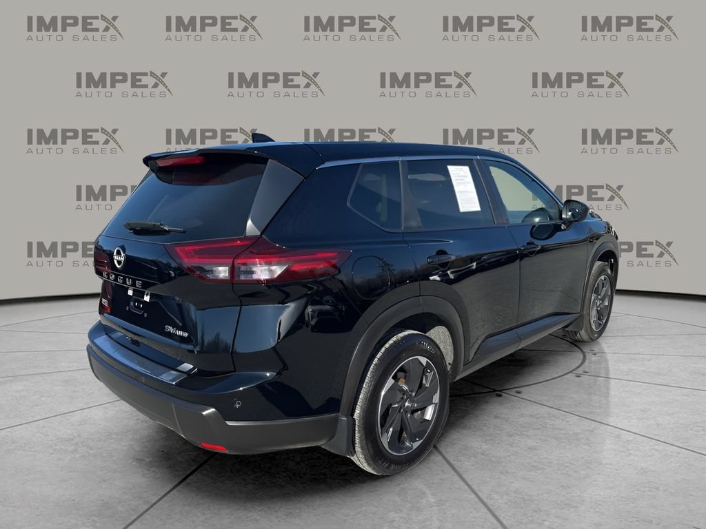 Used 2024 Nissan Rogue SV AWD/4WD image 5