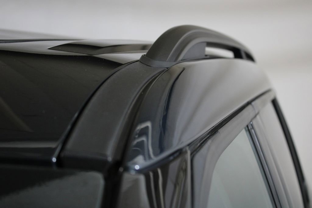 Certified 2022 Ford Explorer XLT w/ Equipment Group 202A image 23