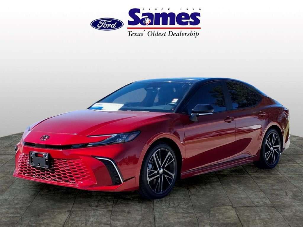 Used 2025 Toyota Camry XSE FWD image 7