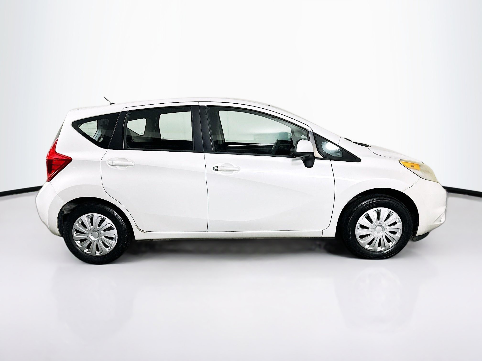 Used 2014 Nissan Versa Note S FWD image 10