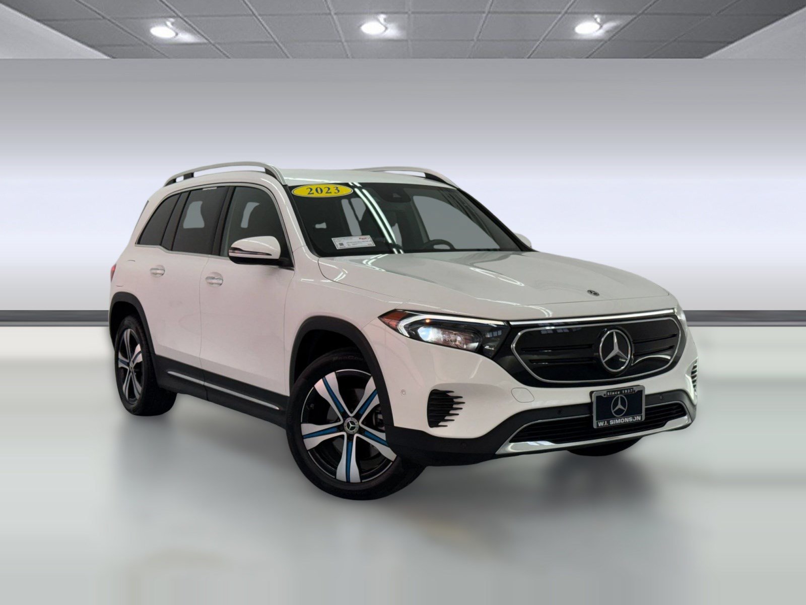 Used 2023 Mercedes-Benz EQB 300 4MATIC image 6