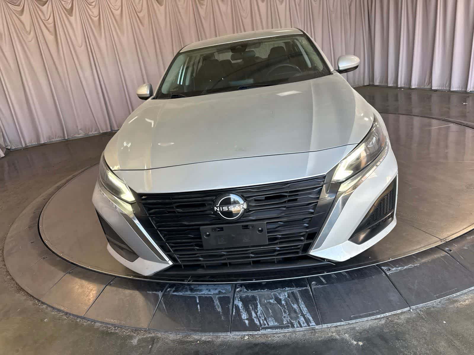 Used 2023 Nissan Altima 2.5 SV FWD video 2