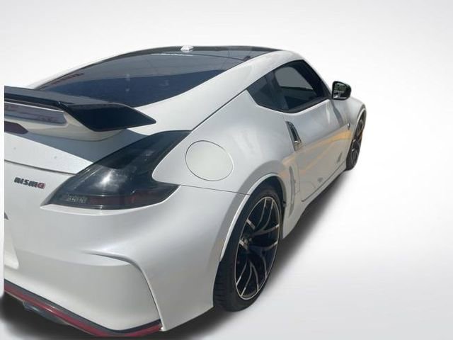 Used 2018 Nissan 370Z NISMO image 8