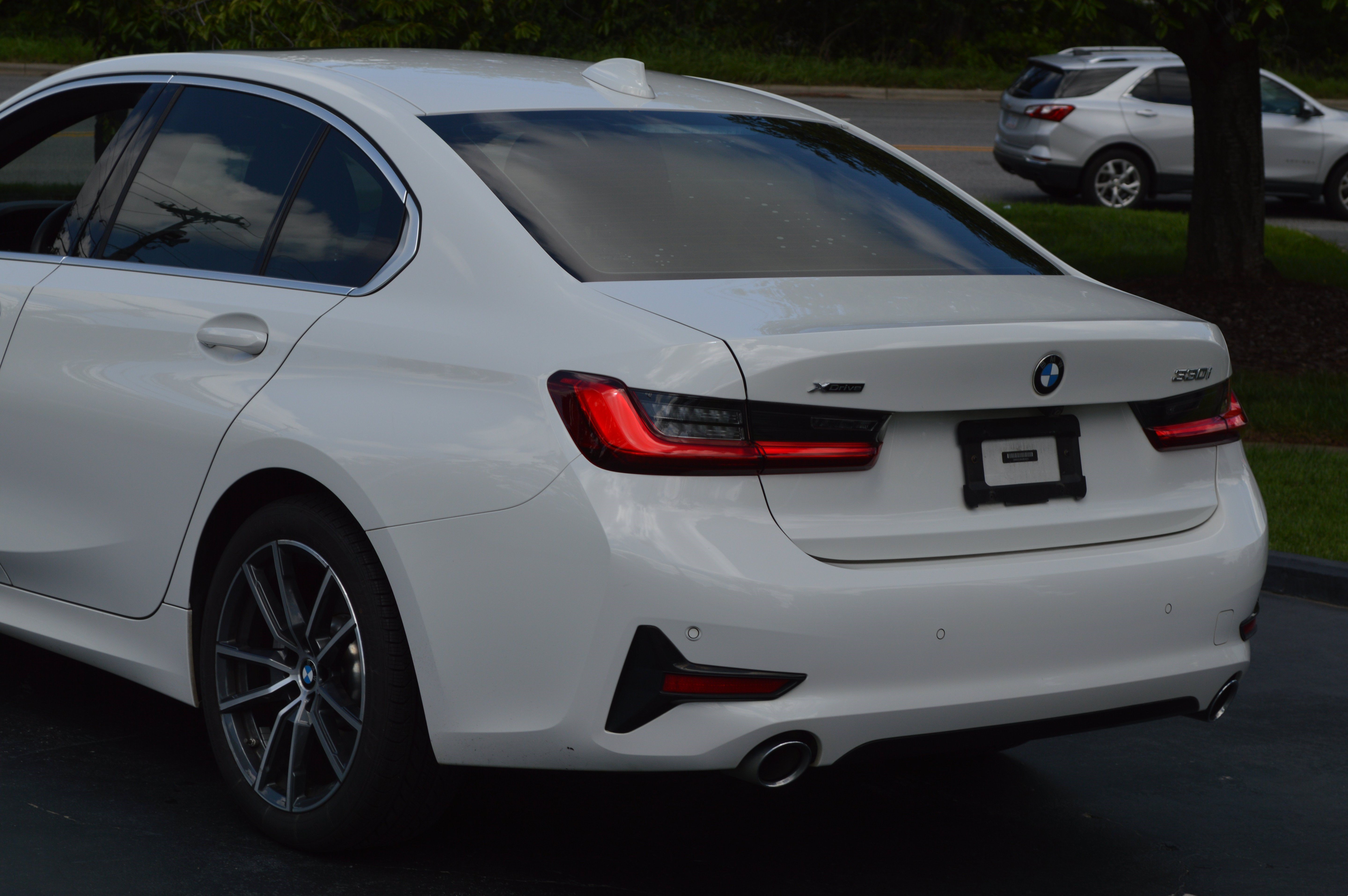 Used 2020 BMW 330i xDrive Sedan w/ Premium Package AWD/4WD image 3
