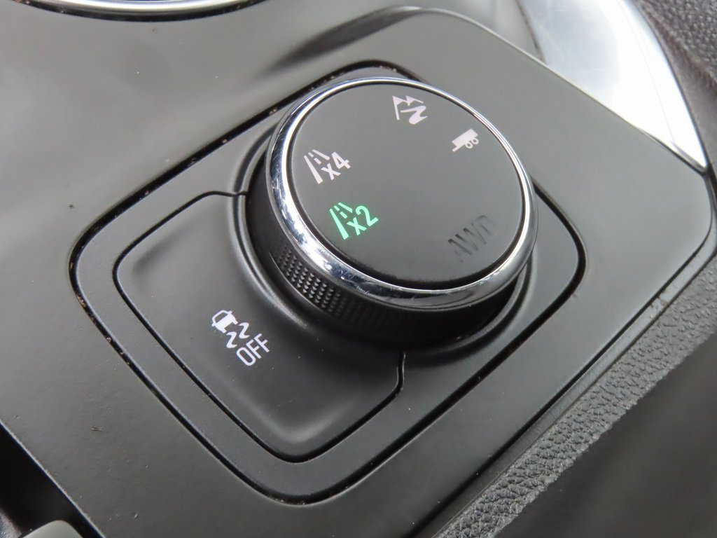 Used 2019 Chevrolet Traverse LT w/ LPO, Floor Liner Package image 7