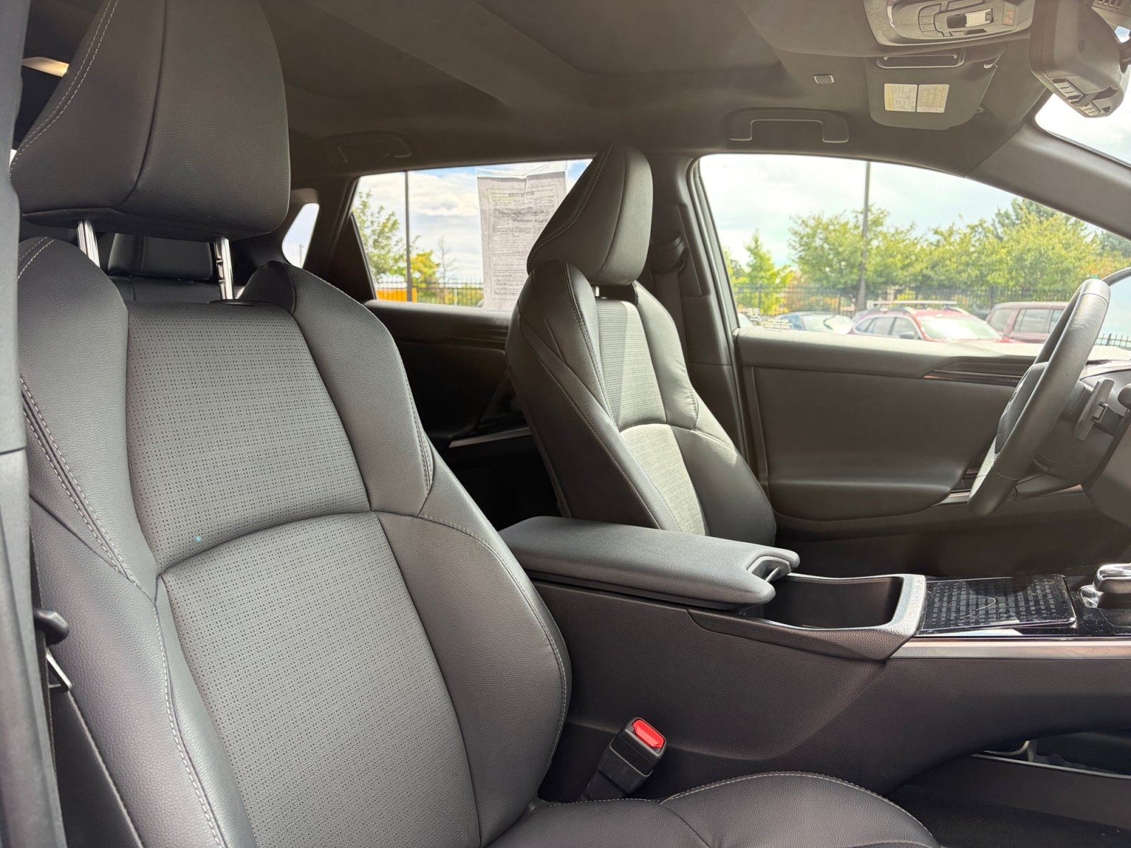 Certified 2023 Subaru Solterra AWD image 29