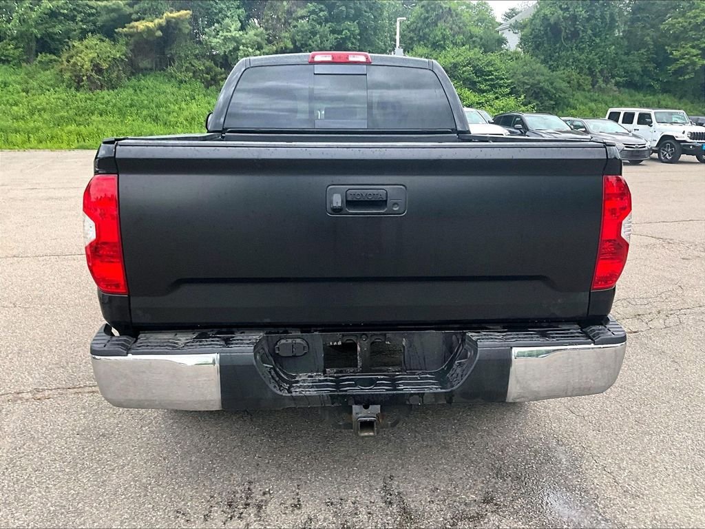 Used 2018 Toyota Tundra SR5 AWD/4WD image 10
