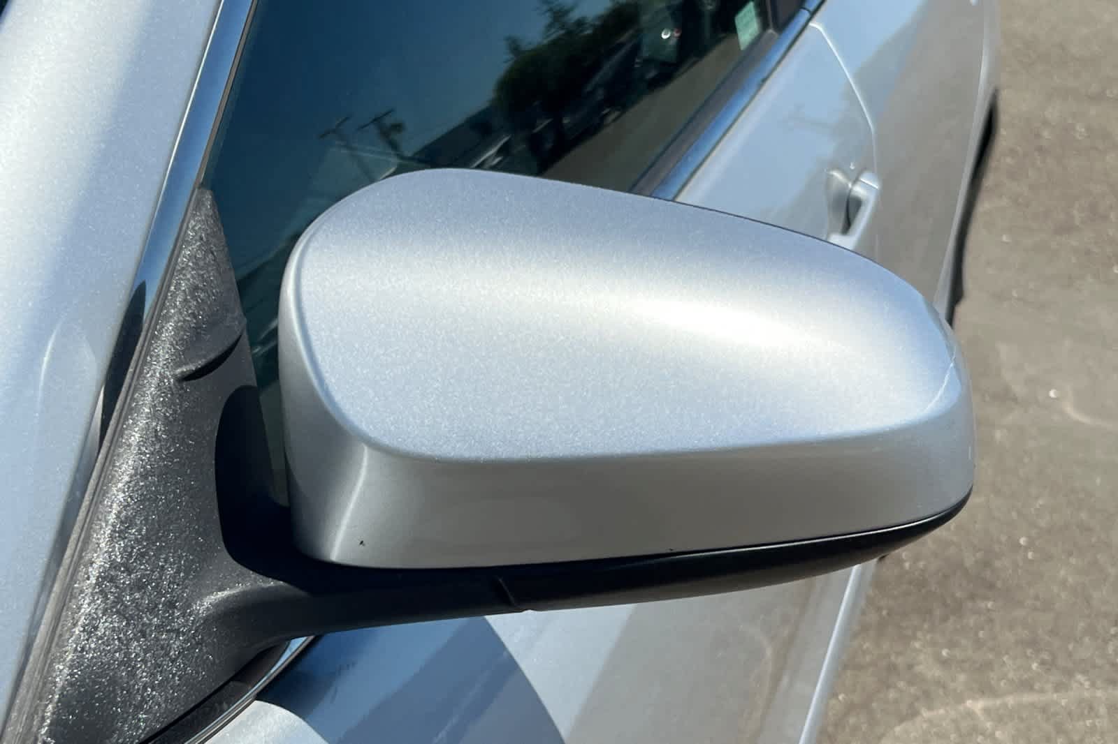 Used 2012 Toyota Camry SE FWD image 9