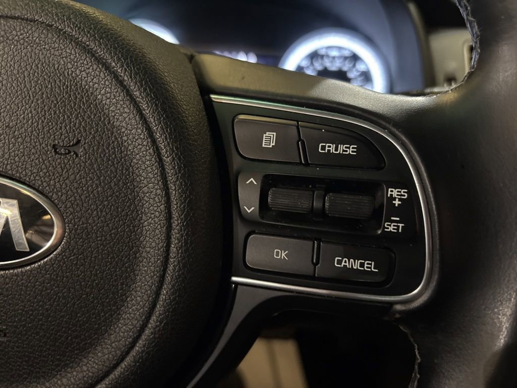 Used 2019 Kia Niro S Touring image 24