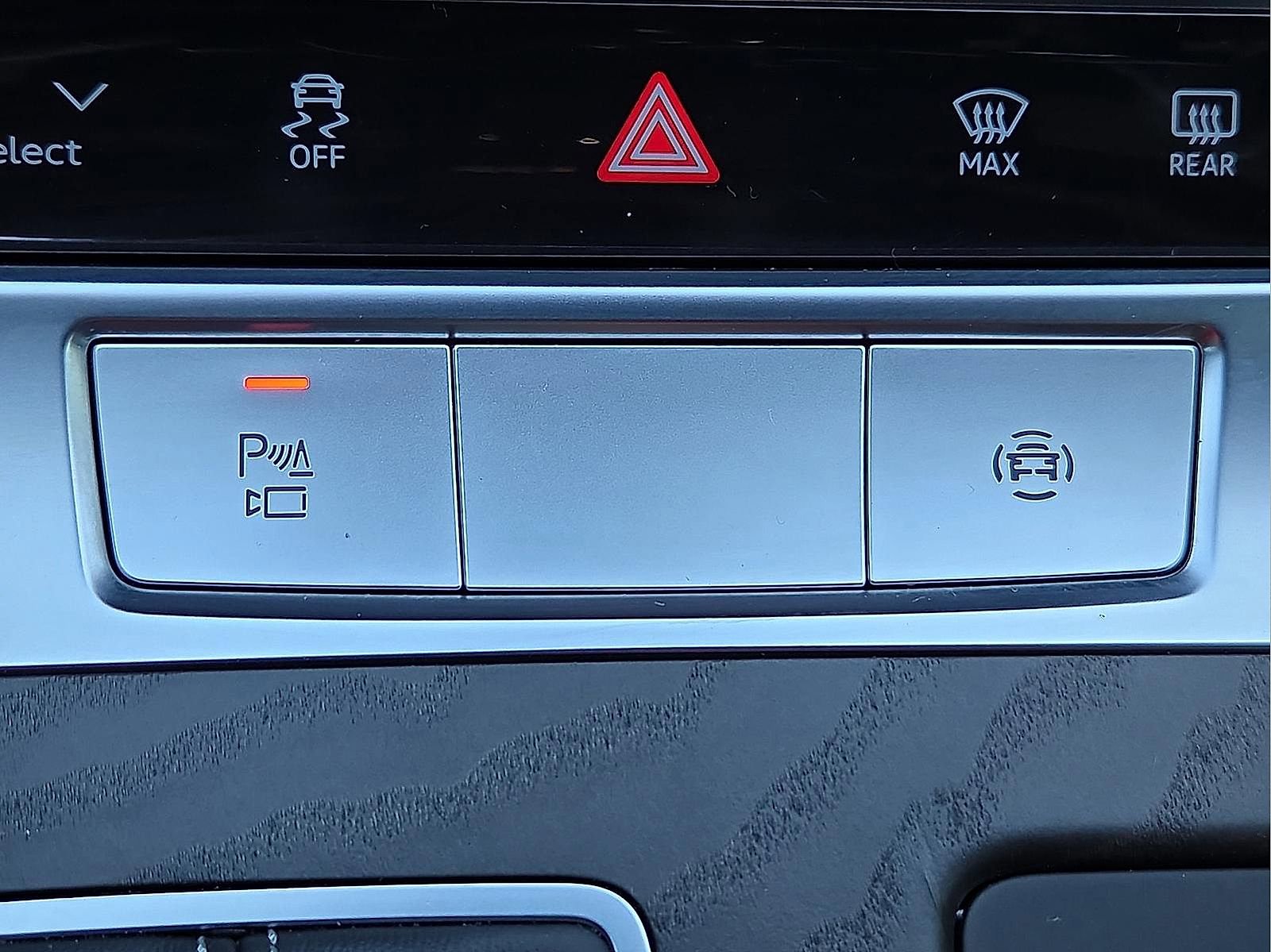 Used 2023 Audi A7 3.0T Premium Plus AWD/4WD image 18