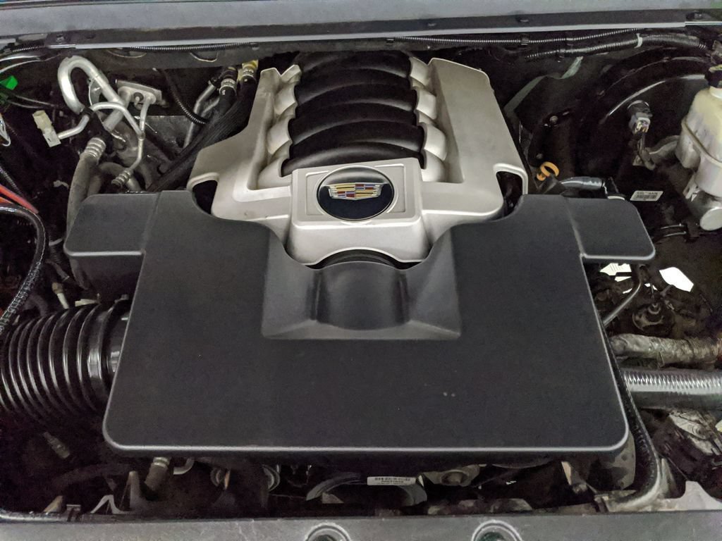 Used 2019 Cadillac Escalade ESV Platinum AWD/4WD image 26