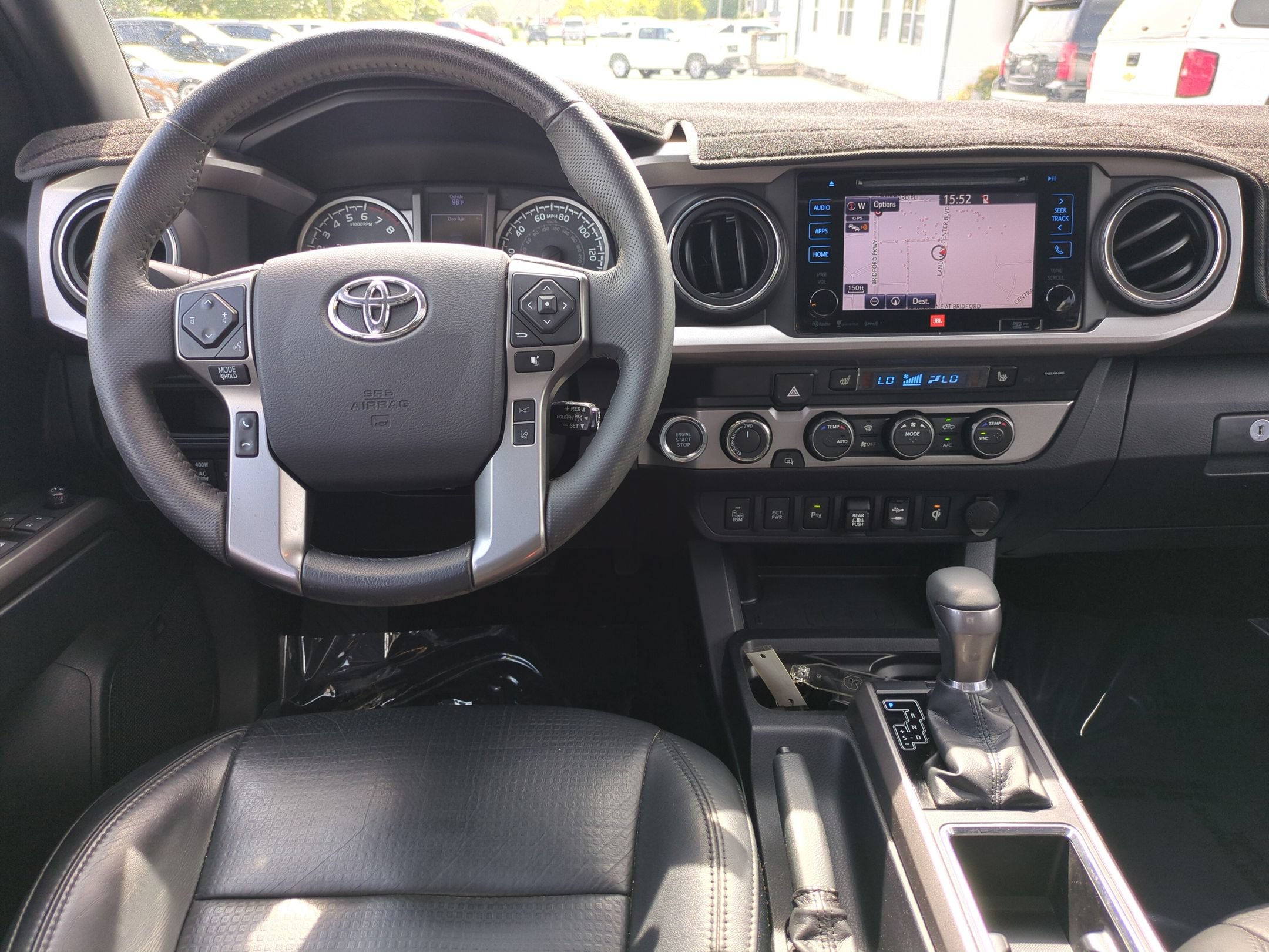 Used 2019 Toyota Tacoma Limited AWD/4WD image 29