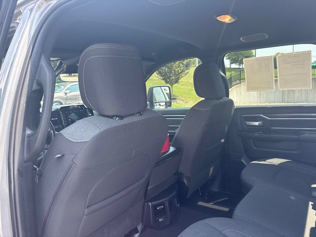 Used 2024 RAM 2500 Big Horn w/ Night Edition AWD/4WD image 17