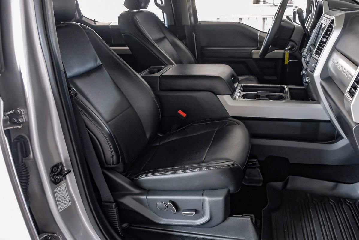 Used 2019 Ford F350 Lariat w/ Lariat Value Package image 31