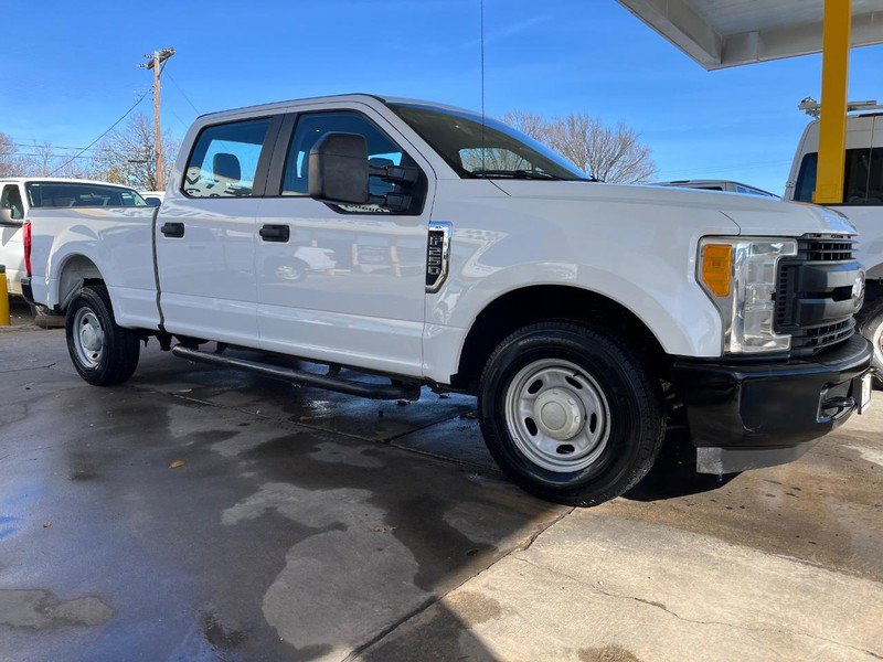 Used 2017 Ford F250 XL RWD image 3