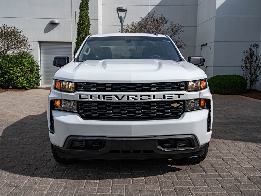 Used 2022 Chevrolet Silverado 1500 Custom RWD image 2