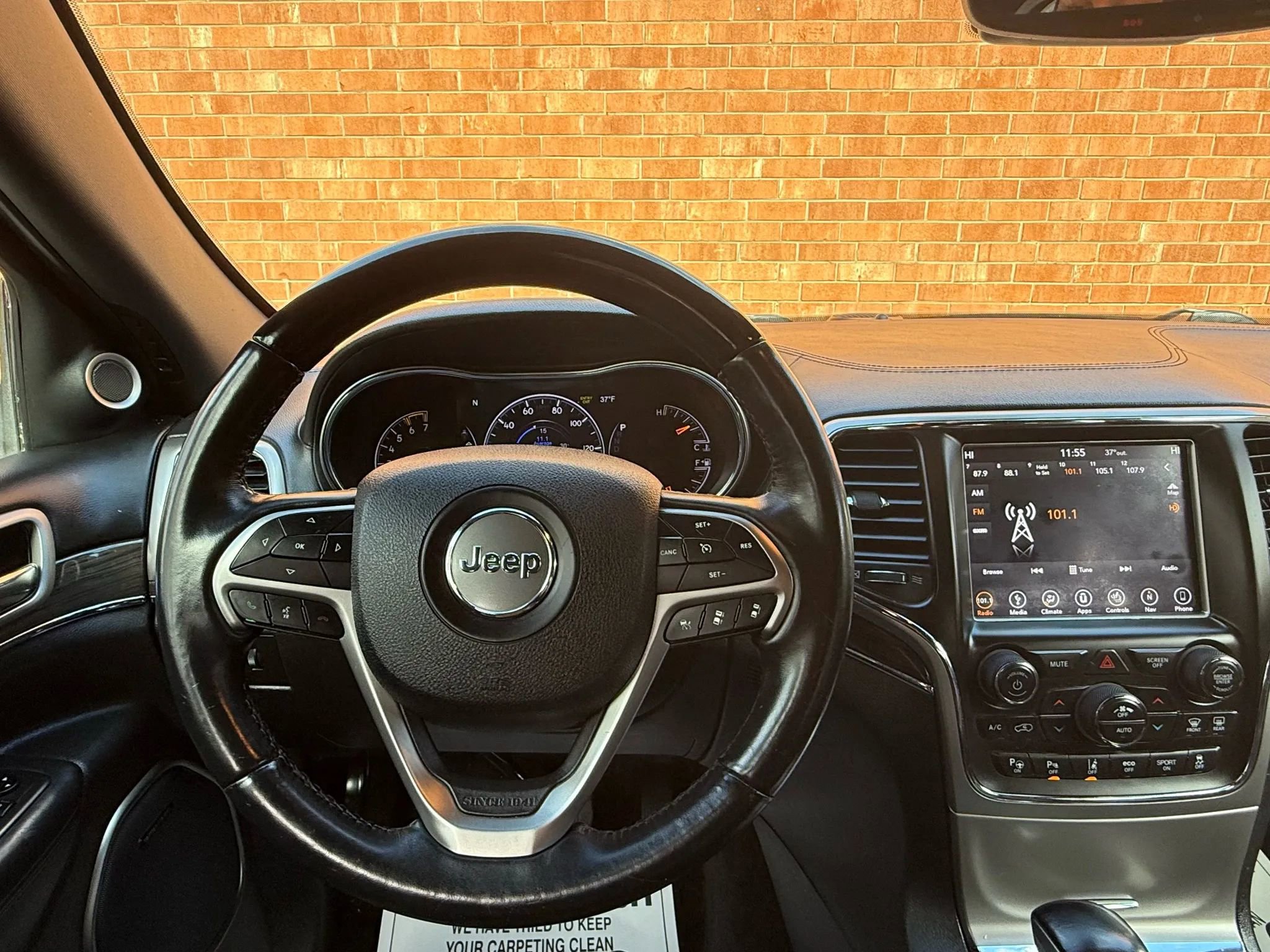 Used 2018 Jeep Grand Cherokee Overland image 19