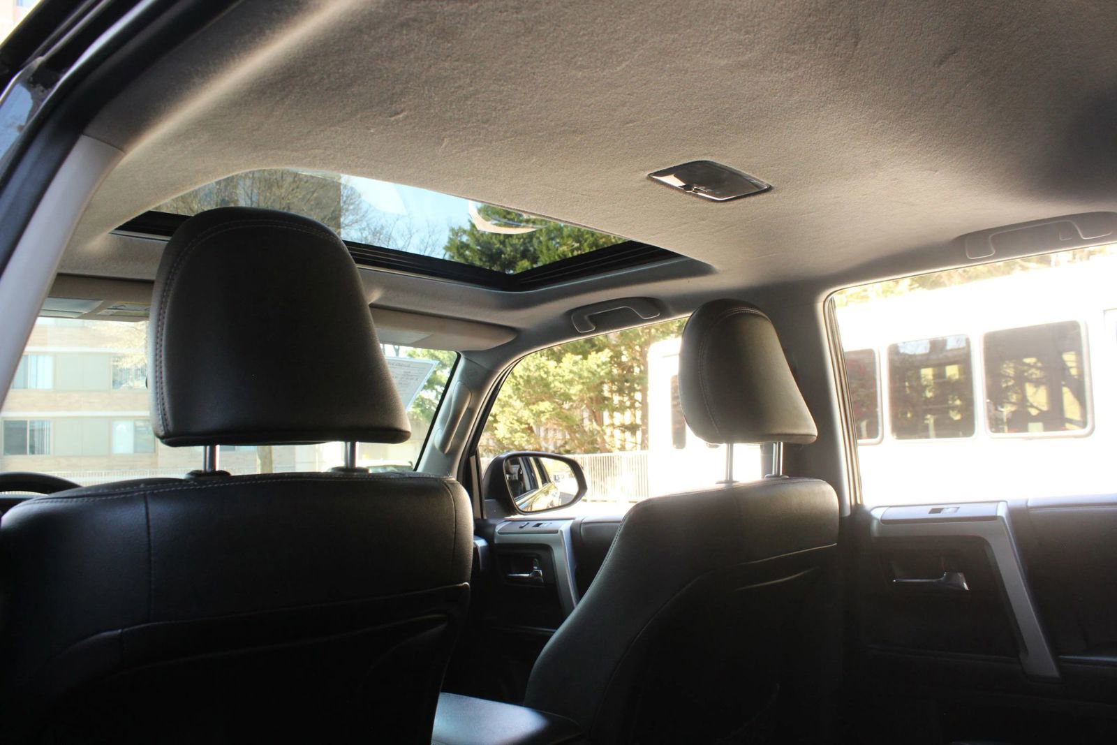 Used 2018 Toyota 4Runner Limited AWD/4WD image 20