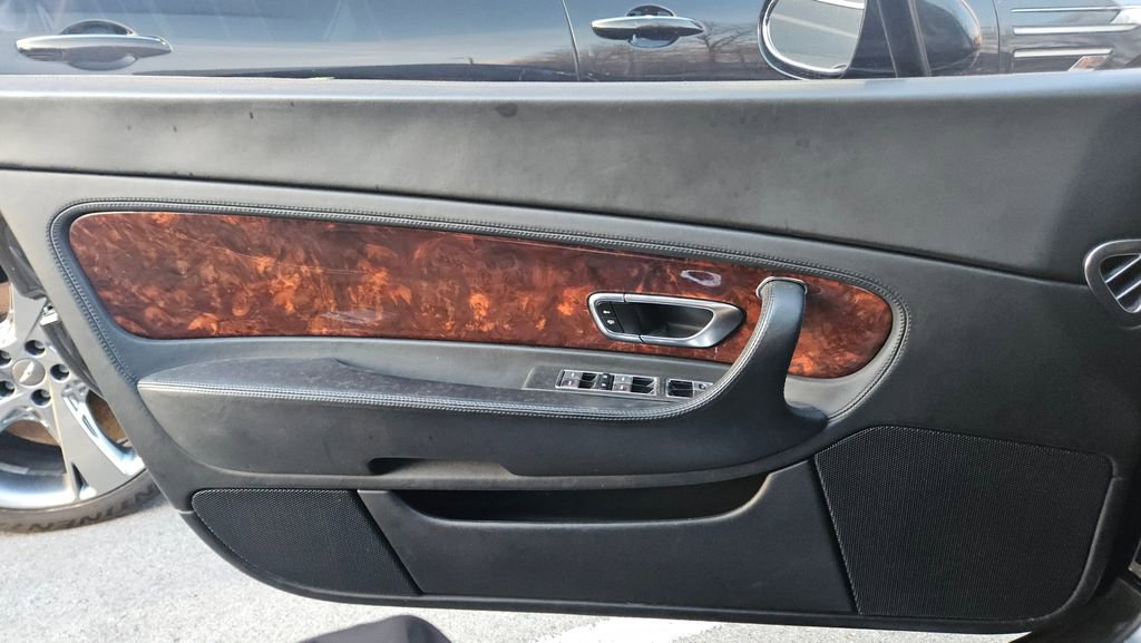 Used 2005 Bentley Continental GT image 43