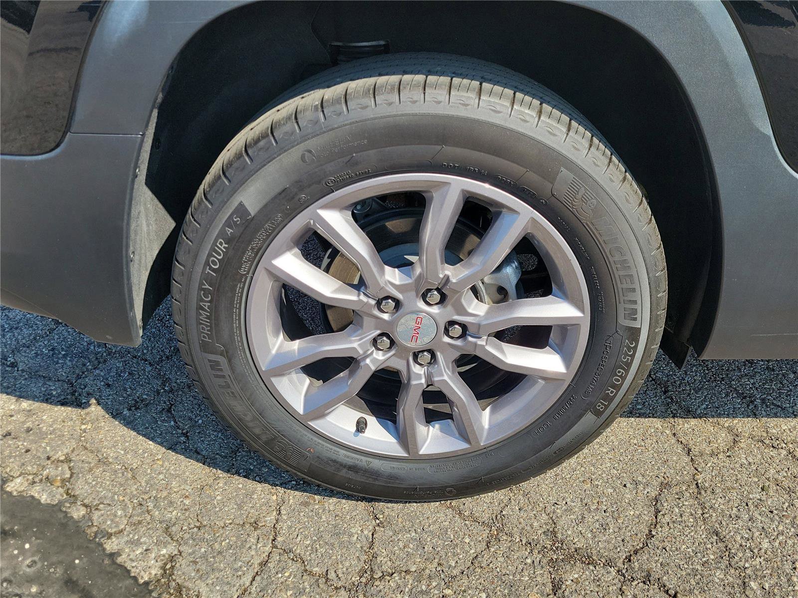 Used 2024 GMC Terrain SLT AWD/4WD image 5
