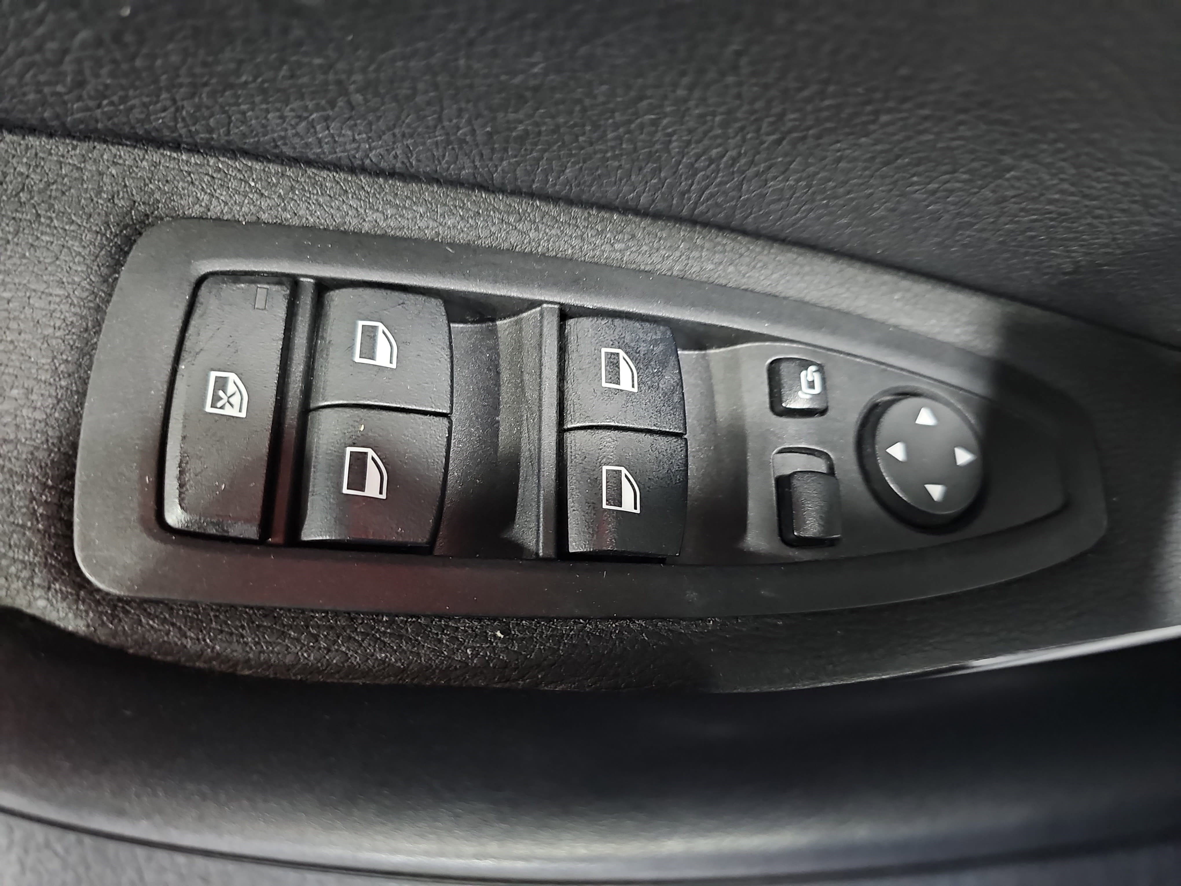 Used 2021 BMW X1 xDrive28i w/ Convenience Package image 29