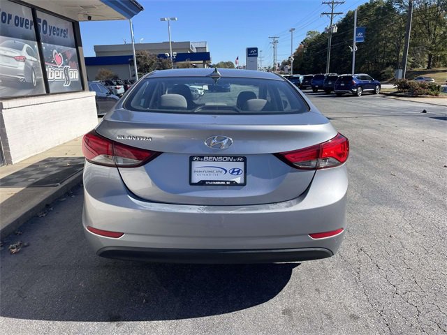 Used 2016 Hyundai Elantra SE image 5